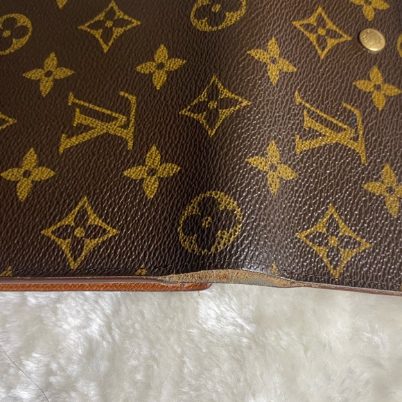 SOLD!! Louis Vuitton Porte Tresor monogram wallet - Picture 6 of 6
